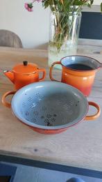 Emaille oranje vergiet, theepot en kan, Ophalen of Verzenden