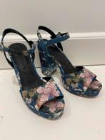 Gebloemde sandaal maat 38, Kleding | Dames, Schoenen, Ophalen, Overige kleuren, Zo goed als nieuw, Schoenen met hoge hakken
