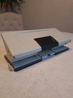 LEITZ  4 GATS  PERFORATOR  TYPE : 5012   Perfecte Staat, Hobby en Vrije tijd, Overige Hobby en Vrije tijd, Ophalen of Verzenden