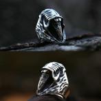 Skull ring Kraai - 2 varianten, Nieuw, IJzer of Staal, Zilver, Verzenden