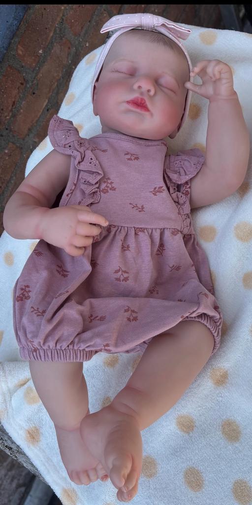 Prachtige reborn baby  lou lou pop, Kinderen en Baby's, Speelgoed | Poppen, Nieuw, Babypop, Ophalen of Verzenden