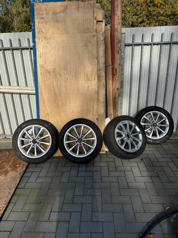 17 INCH ORIGINELE VELGEN MERCEDES A, B KLASSE CLA W177 W247 beschikbaar voor biedingen