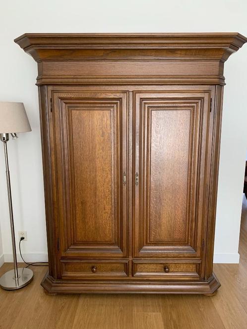 Eiken kast op te halen voor 20 euro!, Antiek en Kunst, Antiek | Meubels | Kasten, Ophalen