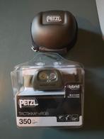 Petzl Tactikka +RGB hoofdlamp met hoofdlampfoedraal, Ophalen of Verzenden, Zo goed als nieuw, Overige merken