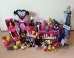 Speelgoed set Monster High meubels kleine figuurtjes, Verzenden, Gebruikt