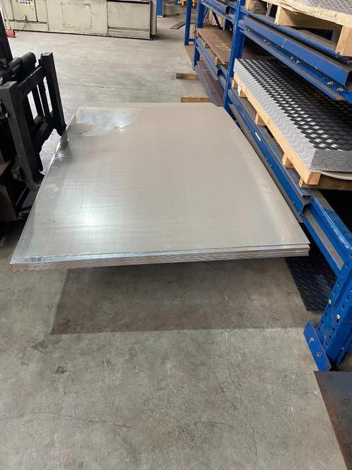 Gegalvaniseerd platen / plaat 2500x1270x3  13st, Doe-het-zelf en Verbouw, Metalen, Nieuw, IJzer, Ophalen