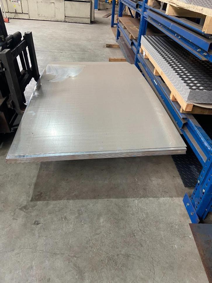 Gegalvaniseerd platen / plaat 2500x1270x3  13st, Doe-het-zelf en Verbouw, Metalen, Nieuw, IJzer, Ophalen