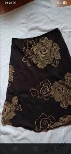 Leuk bruin gevoerd bewerkt rokje maat M
Elastische tailleban, Maat 38/40 (M), Bruin, Ophalen of Verzenden, Zo goed als nieuw