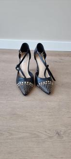 Zwarte pumps met studs - Maat 37, Ophalen of Verzenden, Zo goed als nieuw, Zwart, Pumps