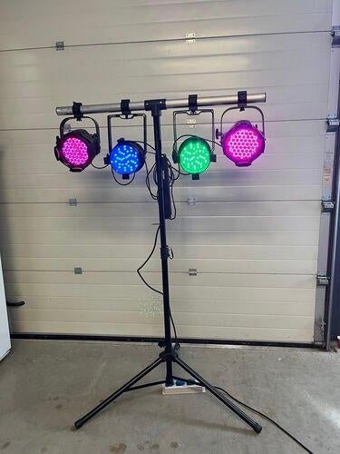 disco licht Statief met verlichting te Huur bij KD Verhuur, Ophalen, Zo goed als nieuw, Overige