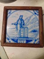 Antieke 18e eeuws Tegel Bijbelse Voorstelling  Houten Lijst, Ophalen of Verzenden