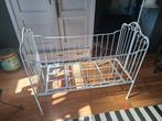 Vintage metalen kinderbedje, Kinderen en Baby's, Babywiegjes en Ledikanten, Ophalen of Verzenden, Gebruikt, Ledikant