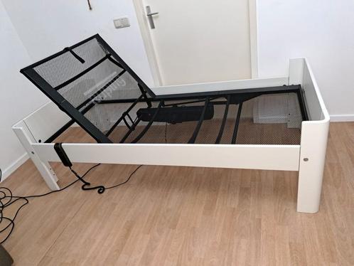 Auping bed met elektronische spiraalbodem, Huis en Inrichting, Slaapkamer | Bedden, Zo goed als nieuw, Eenpersoons, 90 cm, 200 cm