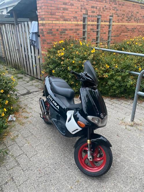 Gilera runner 70cc, Fietsen en Brommers, Scooters | Piaggio, Gebruikt, Overige modellen, Maximaal 45 km/u, Tweetakt, Ophalen