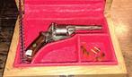 LeFaucheux revolver 7mm  1860 in kist, Verzamelen, Militaria | Algemeen, Ophalen of Verzenden, Landmacht, Overige gebieden, Overige typen