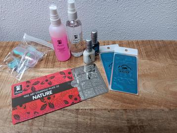 Moyra nailart stempelset beschikbaar voor biedingen