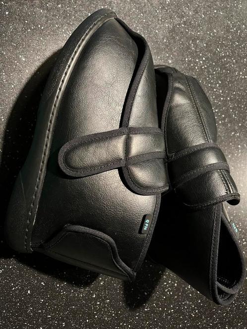 Verbandschoenen van Q-fit, zwart, maat 43, als nieuw, Kleding | Heren, Schoenen, Zo goed als nieuw, Zwart, Ophalen of Verzenden