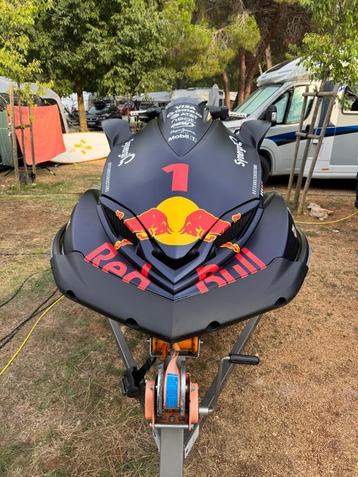 Kawasaki ultra 310 RedBull 32 vaaruren ! 130km/h beschikbaar voor biedingen