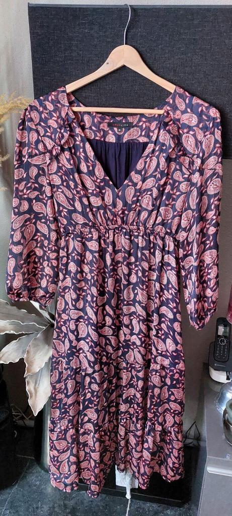 Lola&Liza viscose jurk. Maat 40. Blauw/roze., Kleding | Dames, Jurken, Zo goed als nieuw, Maat 38/40 (M), Rood, Onder de knie