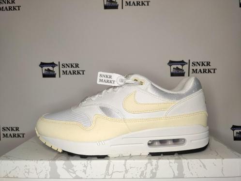 Air Max 1 Alabaster maat 40, Kleding | Heren, Schoenen, Nieuw, Overige kleuren, Verzenden
