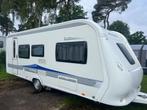 Hobby 540 KMFE De Luxe - Gezinscaravan met stapelbed, Caravans en Kamperen, Hobby, 7 tot 8 meter, Dwars-stapelbed, Treinzit
