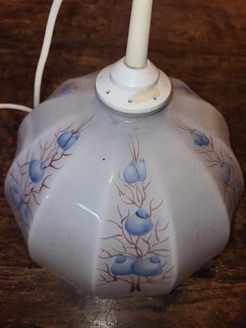 Onbeschadigde Vintage hanglamp met bloemmotief, Ø24,5cm beschikbaar voor biedingen