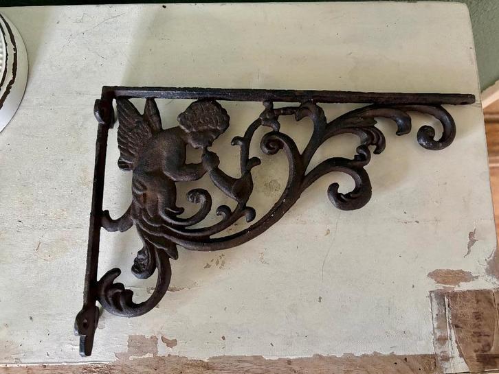 Antieke gietijzeren wandconsole – 32 cm – Engel / cherub, Antiek en Kunst, Antiek | Woonaccessoires, Ophalen of Verzenden