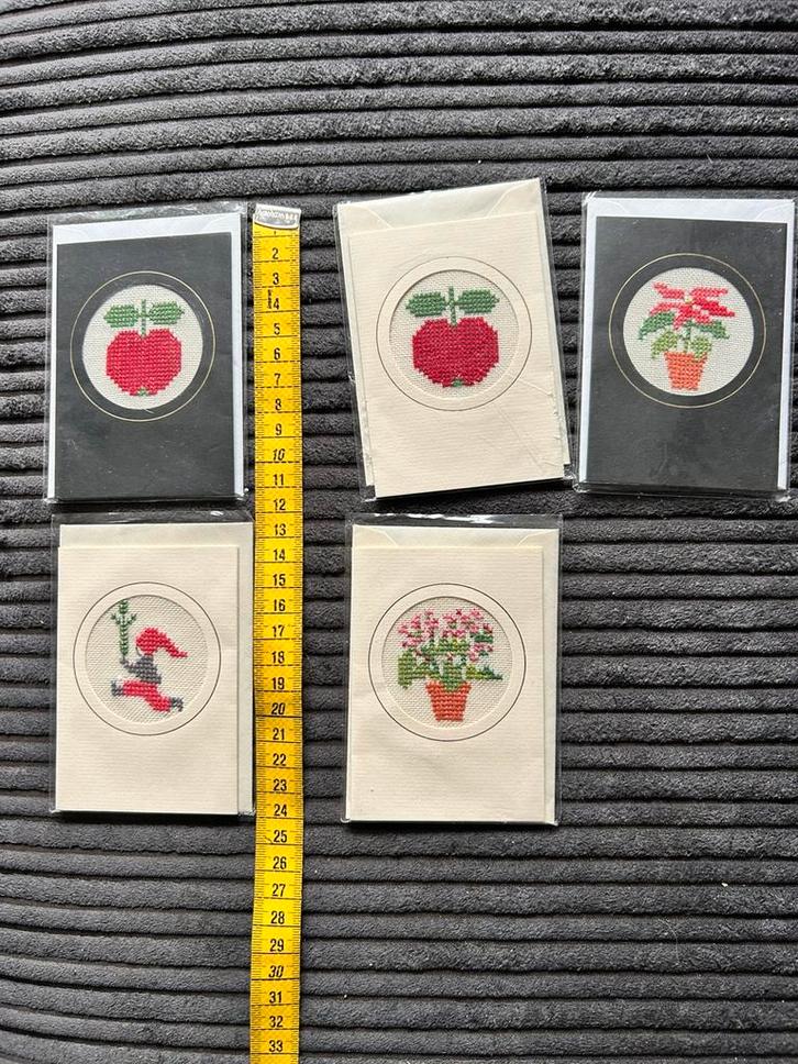 5 x Kleine geborduurde wenskaarten, Diversen, Wenskaarten, Zo goed als nieuw, Ophalen of Verzenden