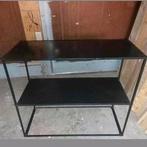 Zwarte sidetable,  stoer, industrieel, Huis en Inrichting, Tafels | Sidetables, Ophalen, Gebruikt, 50 tot 100 cm, Metaal