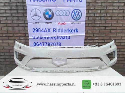 VOLKSWAGEN PASSAT B8 FRONT BUMPER 3G0807221, Auto-onderdelen, Carrosserie en Plaatwerk, Bumper, Volkswagen, Achter, Gebruikt, Ophalen of Verzenden