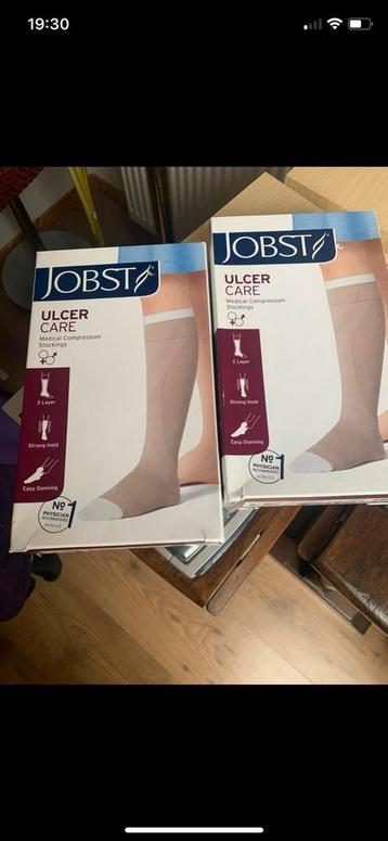 2 paar medische sokken beschikbaar voor biedingen