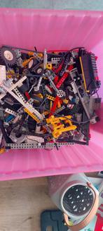 Lego Technic - Grote Bak met Losse Stenen + F1 Auto, Ophalen of Verzenden, Gebruikt, Losse stenen, Lego