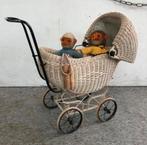Kinderwagen vintage rotan poppenwagen kinderwagen jaren 50., Kinderen en Baby's, Speelgoed | Poppen, Ophalen of Verzenden