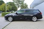 Opel Astra 1.0 Business+ | Trekhaak | Navigatie | DAB+ | Cli, Voorwielaandrijving, Stof, Gebruikt, 1178 kg