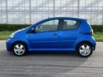 Toyota Aygo 1.0-12V Comfort, Stof, Gebruikt, 68 pk, Bedrijf