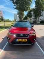 Seat Arona FR 1.0 TSI 115pk 2019 Rood, Auto's, 1112 kg, Leder en Stof, Bedrijf, 600 kg