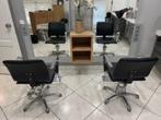 Te koop twee Professionele Kapperstoelen, Zakelijke goederen, Kantoor en Winkelinrichting | Winkel en Inventaris, Ophalen