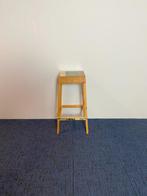 Barkruk Piet Hein EEK in Sloophout, 32 x 32 x 78 cm., Ophalen, Gebruikt, Met voetsteun, 60 tot 90 cm