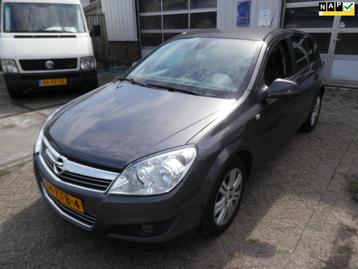 Opel Astra 1.7 CDTi Cosmo beschikbaar voor biedingen