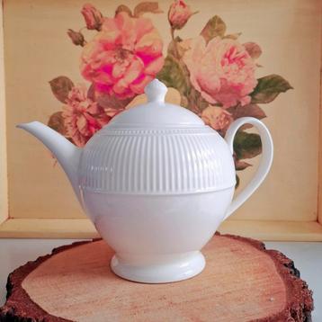 Wedgwood Windsor, prachtge theepot beschikbaar voor biedingen