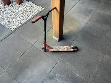 Hades pro stunt step rood/zwart beschikbaar voor biedingen