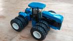 New Holland 9882 triple van ERTL., Hobby en Vrije tijd, Ophalen of Verzenden, Zo goed als nieuw, Tractor of Landbouw, ERTL