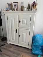 Brocante witte kast, oorspronkelijk bruin, Ophalen, 100 tot 150 cm, Eikenhout, 25 tot 50 cm
