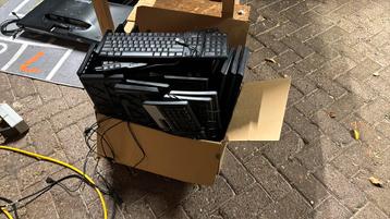 31st. Toetsenborden. Verschillende merken. beschikbaar voor biedingen