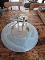 Hanglamp met bewerkt melkglas, Ophalen, Zo goed als nieuw, Minder dan 50 cm