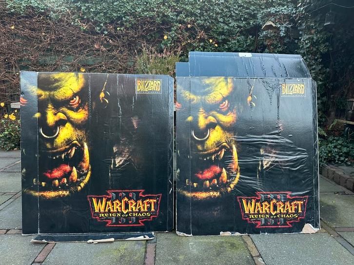 Vintage 2002 Blizzard Warcraft 3 Store Display box zeldzaam!, Verzamelen, Merken en Reclamevoorwerpen, Zo goed als nieuw, Reclamebord
