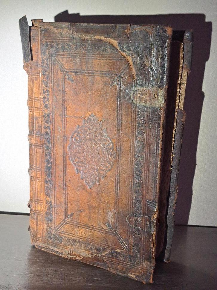 1642 J. Hallium Contemplationes Sionis, Heylige Bedenkingen, Antiek en Kunst, Antiek | Boeken en Bijbels, Ophalen of Verzenden