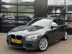 BMW 1-Serie 116i M-Sport Shadowline Mineralgrau Metallic, Auto's, BMW, 1-Serie, 65 €/maand, Gebruikt, Euro 6