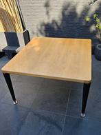 ARCO tafel "Pretty Legs" - 125 x 135 cm, Huis en Inrichting, Tafels | Eettafels, Ophalen, Vierkant, Vijf personen of meer, Overige houtsoorten