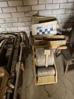 Antiek compleet spinnewiel en kaardmolen Louet standaard, Hobby en Vrije tijd, Ophalen, Gebruikt, Spinwol
